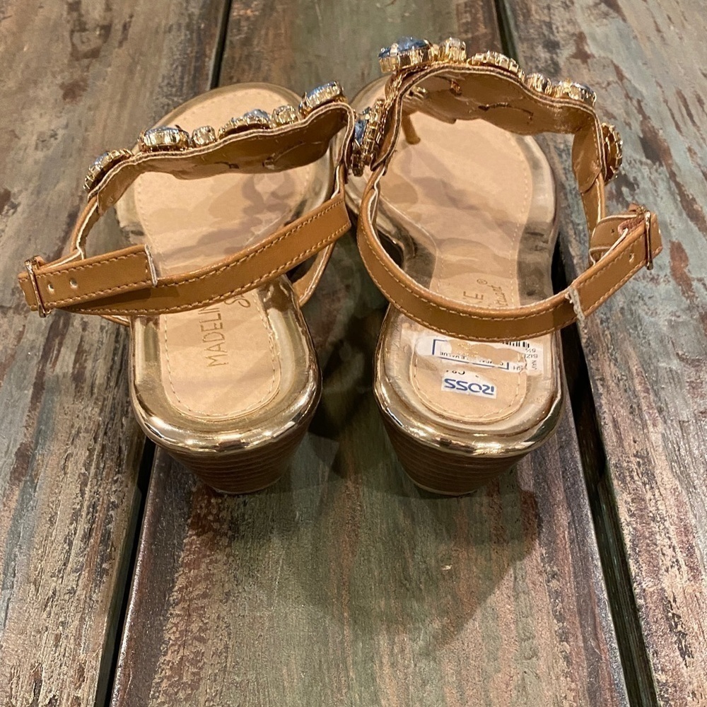 Madeline Stuart MsPinky Bling Faux Rhinestone Gemstone Flip Flop Sandals Sz 5.5 - Picture 5 of 10